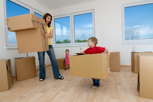 Residential moving service supporting flats and houses around Kennington