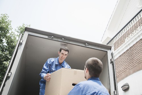 Packing and furniture handling service for a Kennington home removal